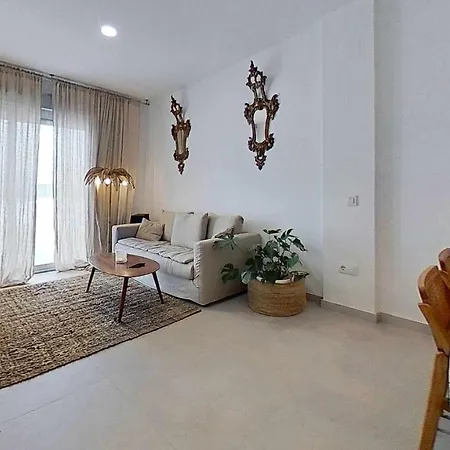 شقة Precioso Atico En Edificio Nuevo Juzgado